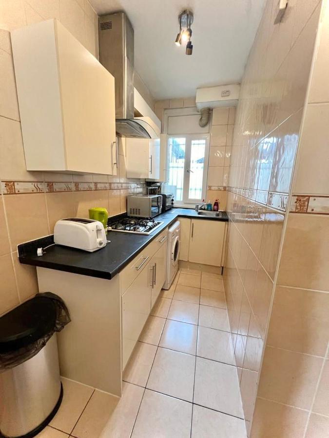 Stepney Green Holiday Apartment Лондон Екстериор снимка